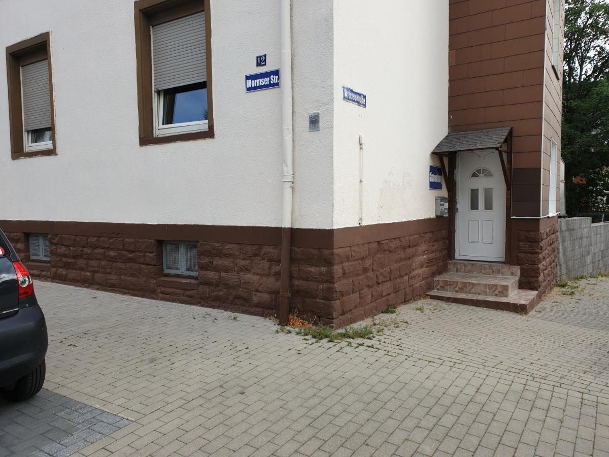 Gaestewohnung Pirmasens Exteriör bild